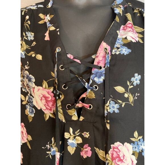 J for  justify black floral semi sheer lace up blouse - Picture 4 of 5